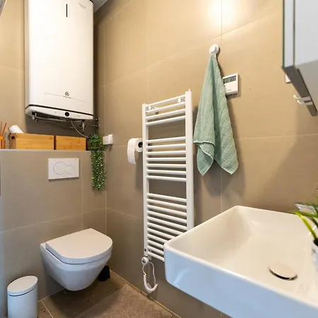 Apartma Na Trgu Ribnica